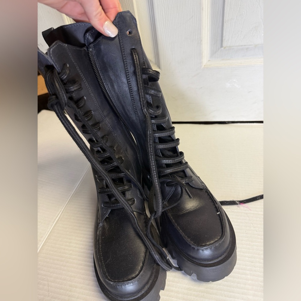 Free People Jones Lug Sole Combat Boot Size 7 Leather BlacK NEW - Picture 5 of 15
